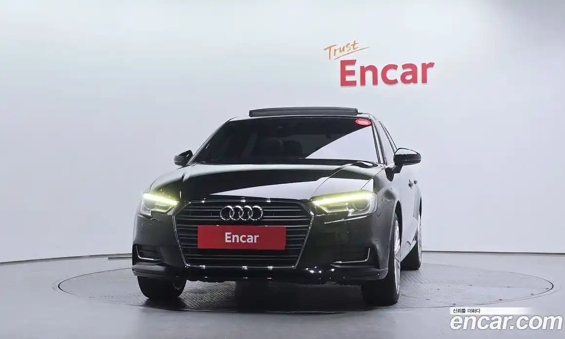 Audi A3 2018 2.0 гидро в Москве № 1195044, фото 3