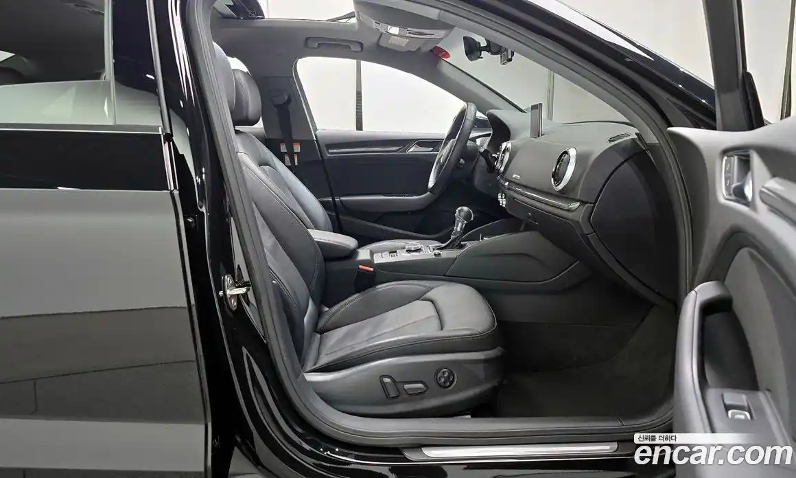 Audi A3 2018 2.0 гидро в Москве № 1195044, фото 10