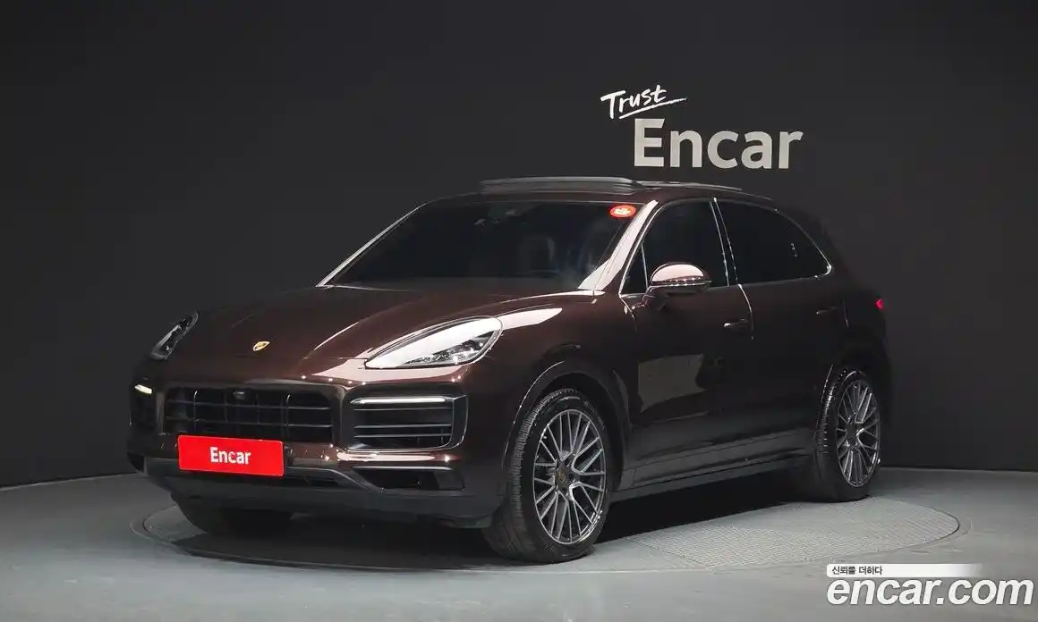Porsche Cayenne 2021 3.0 гидро в Москве № 1196205, фото 1