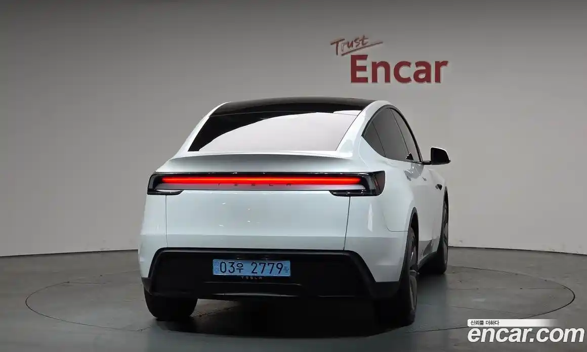 Tesla Model Y 2025 0.2 гидро в Москве № 1197444, фото 3