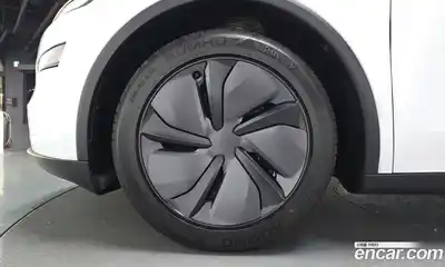 Tesla Model Y 2025 0.2 гидро в Москве № 1197444, миниатюра 4