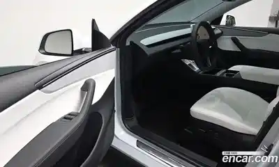 Tesla Model Y 2025 0.2 гидро в Москве № 1197444, миниатюра 10