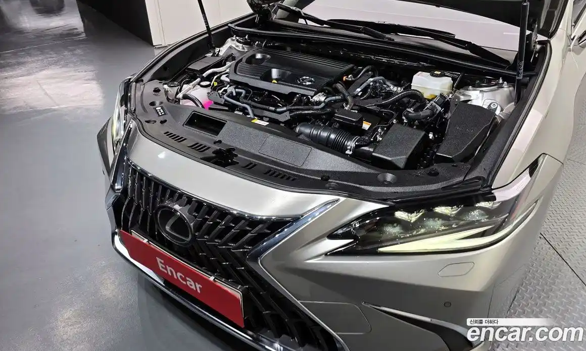 Lexus ES 2024 2.5 гидро в Москве № 1197638, фото 6