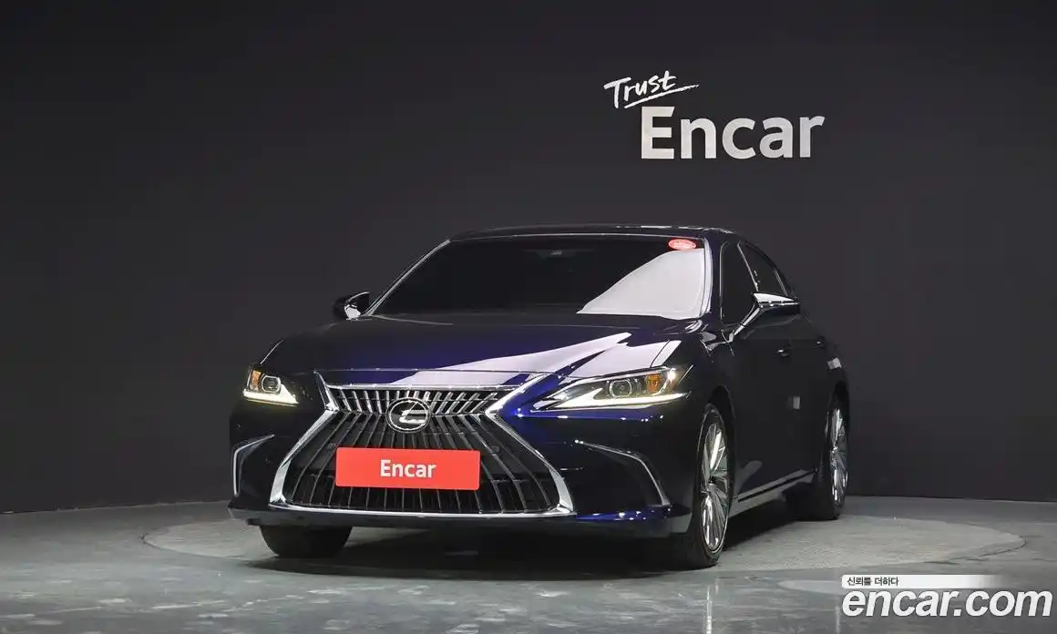 Lexus ES 2022 2.5 гидро в Москве № 1197672, фото 3