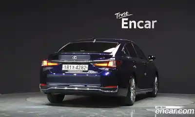 Lexus ES 2022 2.5 гидро в Москве № 1197672, миниатюра 4