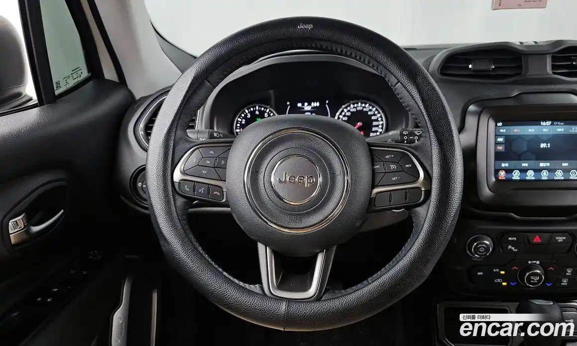 Jeep Renegade 2022 1.3 гидро в Москве № 1198426, фото 13