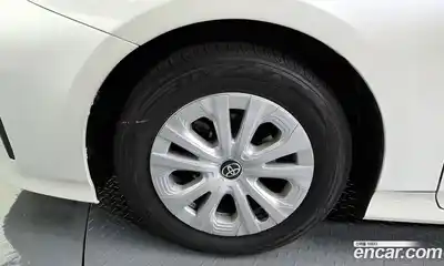Toyota Prius 2019 1.8 гидро в Москве № 1198840, миниатюра 5