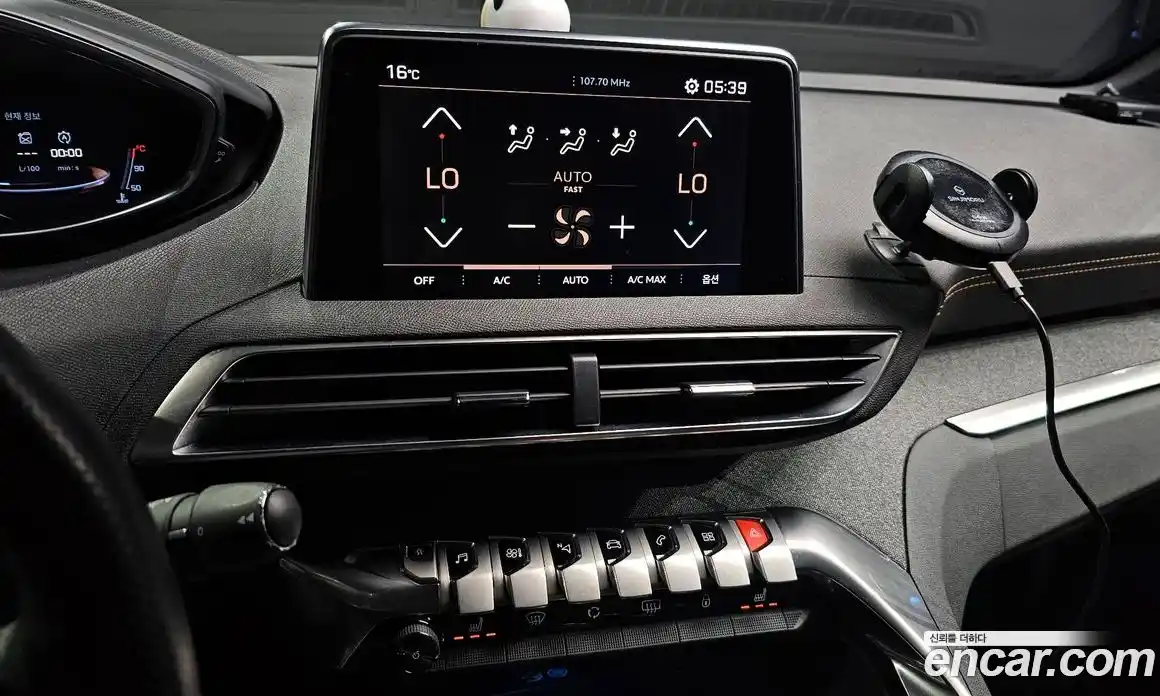 Peugeot 3008 2019 1.5 гидро в Москве № 1200083, фото 17