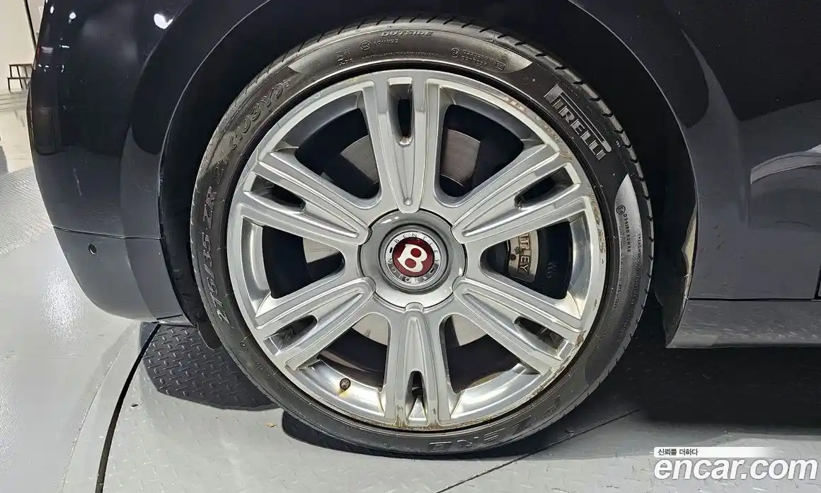 Bentley Flying Spur 2017 4.0 гидро в Москве № 1200400, фото 5