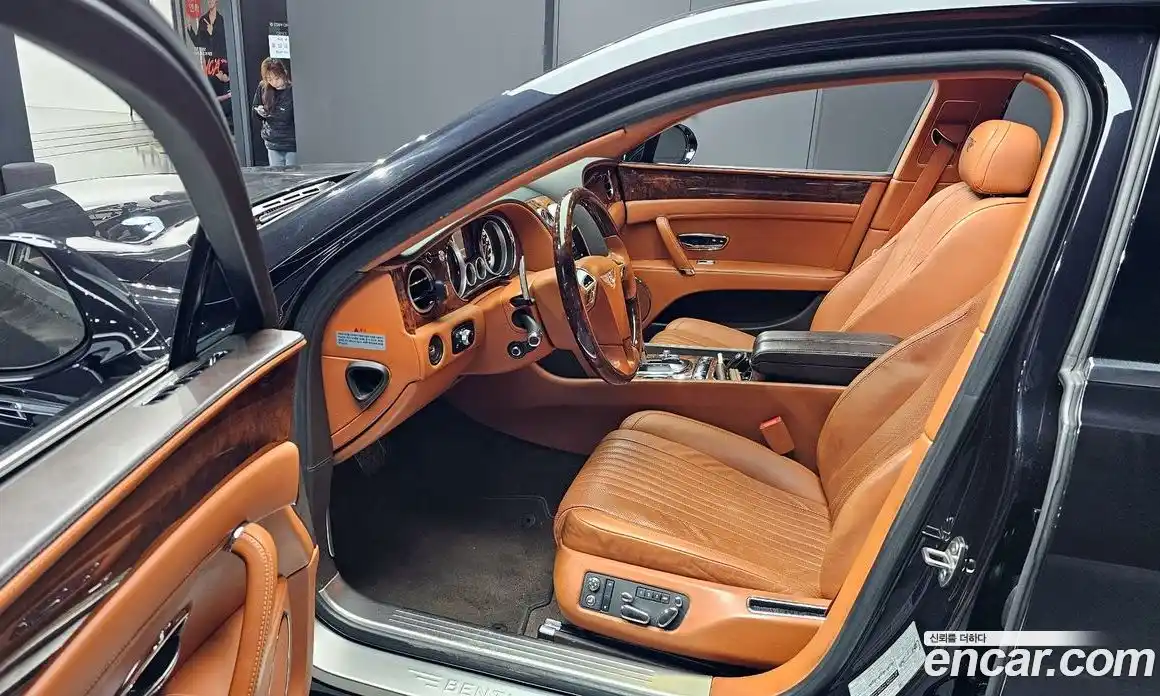 Bentley Flying Spur 2017 4.0 гидро в Москве № 1200400, фото 10