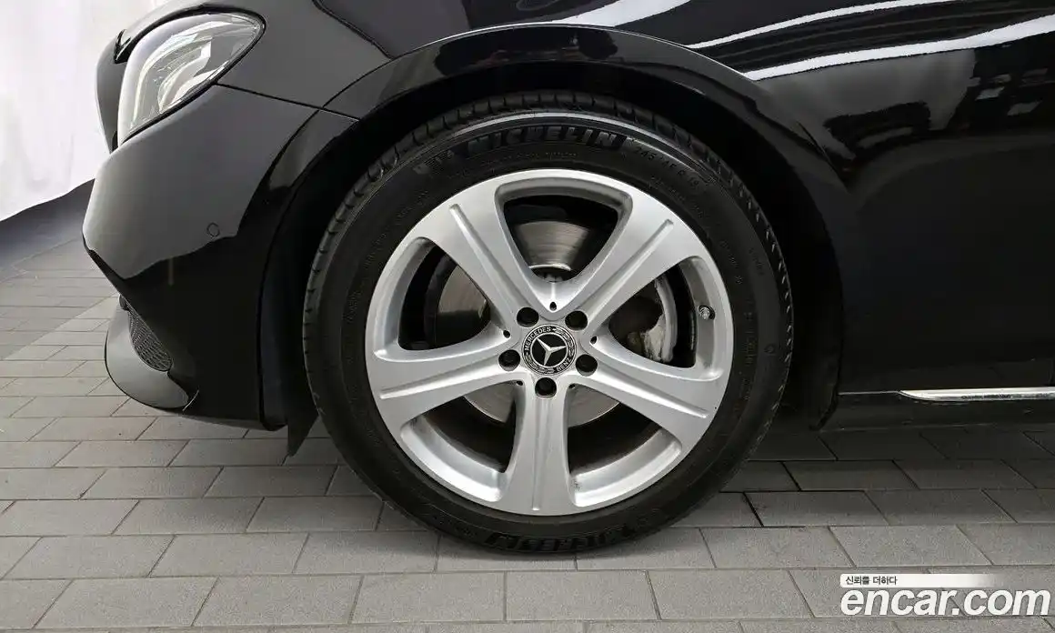 Mercedes-Benz E-Class 2017 2.0 гидро в Москве № 195583, фото 5
