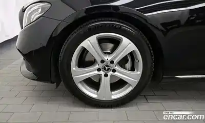 Mercedes-Benz E-Class 2017 2.0 гидро в Москве № 195583, миниатюра 5