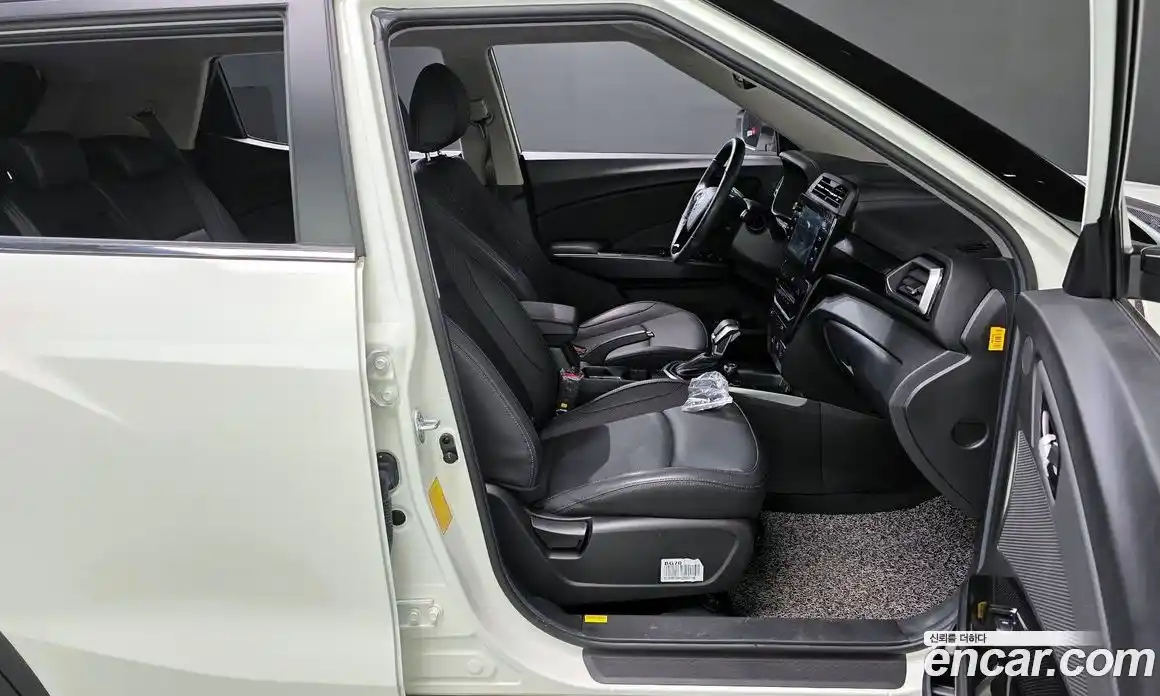 SsangYong TIBOLI 2023 1.5 Автомат в Москве № 1231910, фото 10