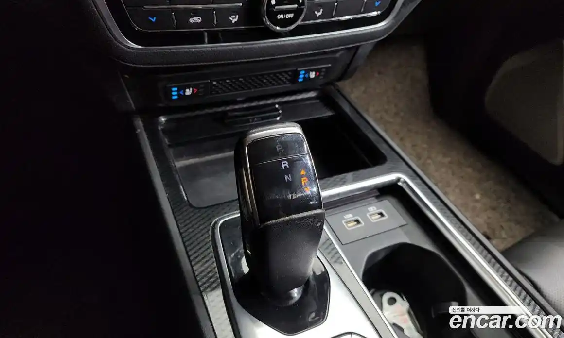 SsangYong Rexton 2020 2.2 Автомат в Москве № 1231942, фото 9