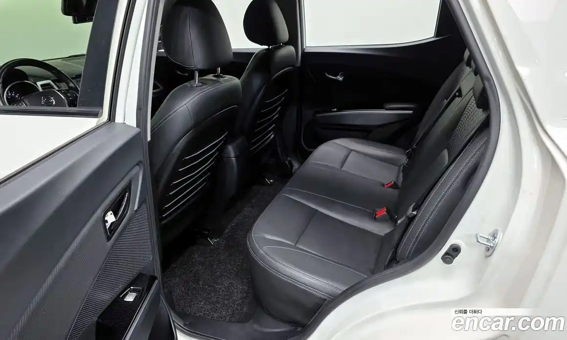 SsangYong TIBOLI 2018 1.6 Автомат в Москве № 1231957, фото 13