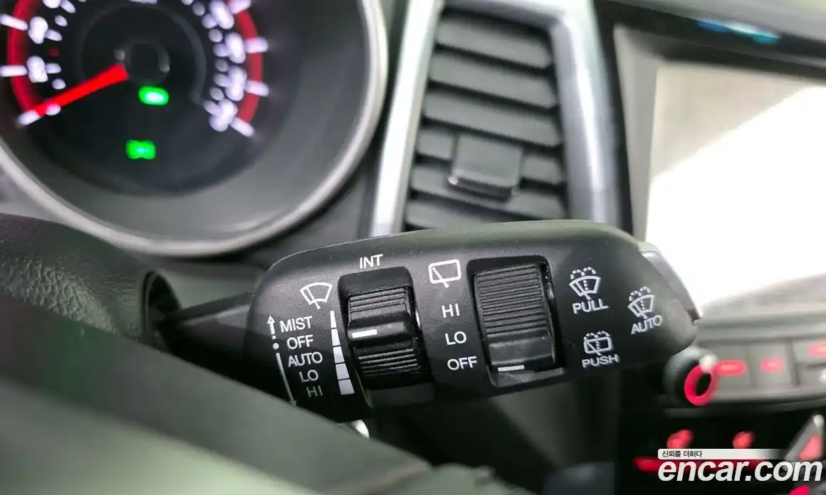 SsangYong TIBOLI 2018 1.6 Автомат в Москве № 1231957, фото 18