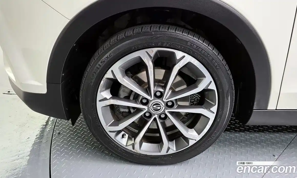 SsangYong TIBOLI 2018 1.6 Автомат в Москве № 1231957, фото 5