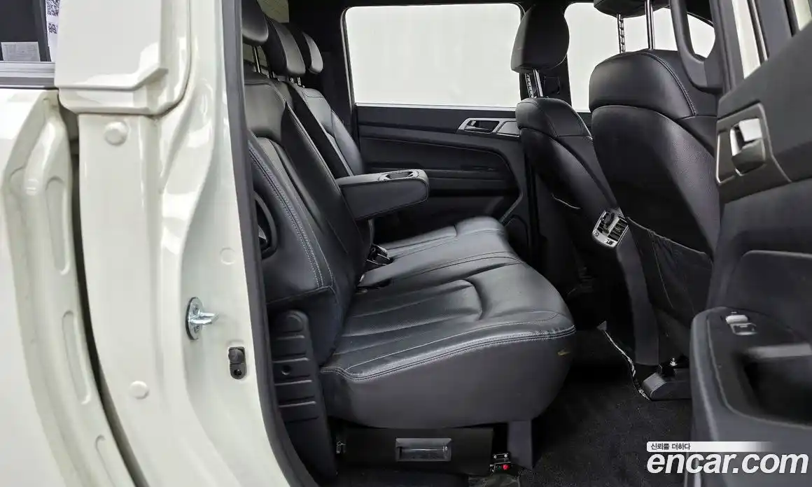 SsangYong Rexton 2019 2.2 Автомат в Москве № 1232006, фото 12