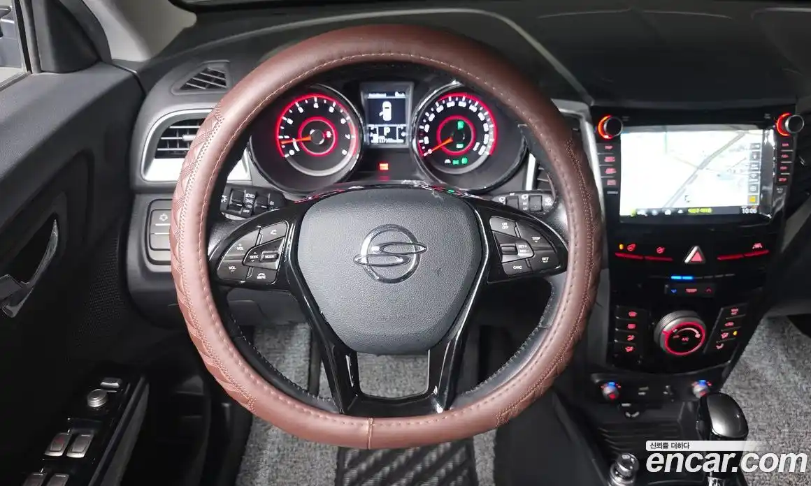 SsangYong TIBOLI 2017 1.6 Автомат в Москве № 1232016, фото 14