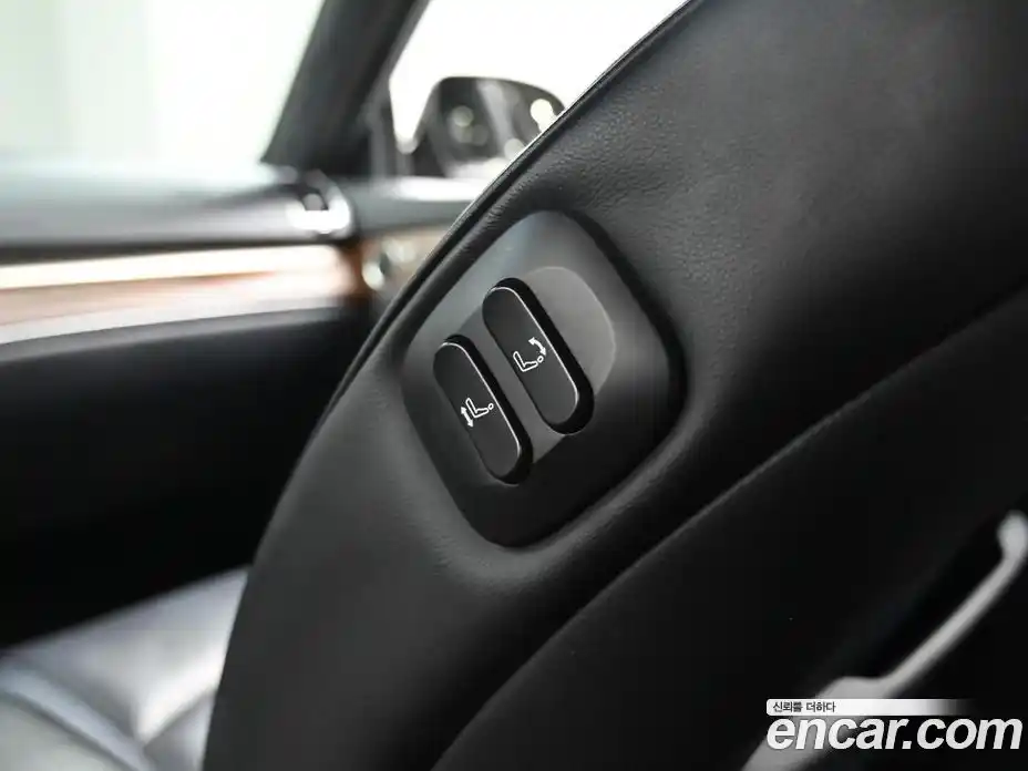 SsangYong Chairman 2016 3.6 Автомат в Москве № 1232067, фото 17