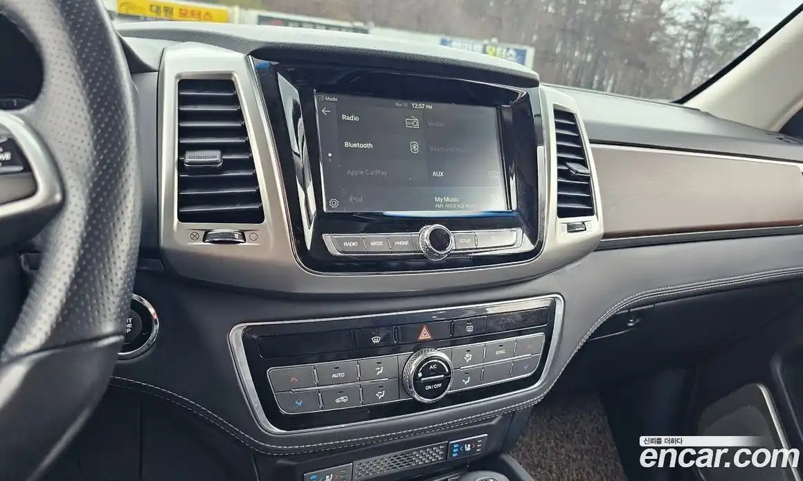 SsangYong Rexton 2017 2.2 Автомат в Москве № 1232112, фото 16