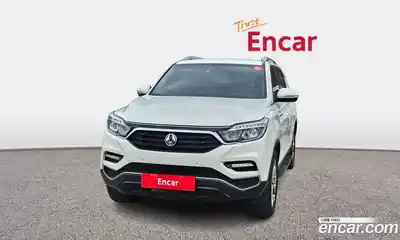 SsangYong Rexton 2017 2.2 Автомат в Москве № 1232112, миниатюра 3