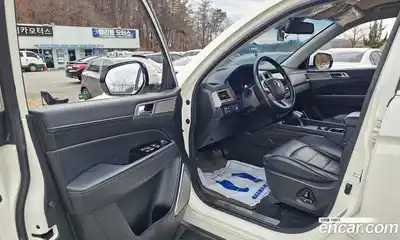 SsangYong Rexton 2017 2.2 Автомат в Москве № 1232112, миниатюра 10