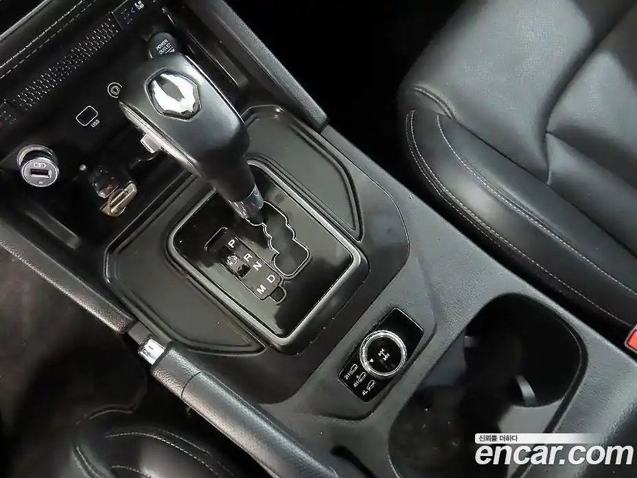 SsangYong Rexton 2019 2.2 Автомат в Москве № 1232124, фото 10