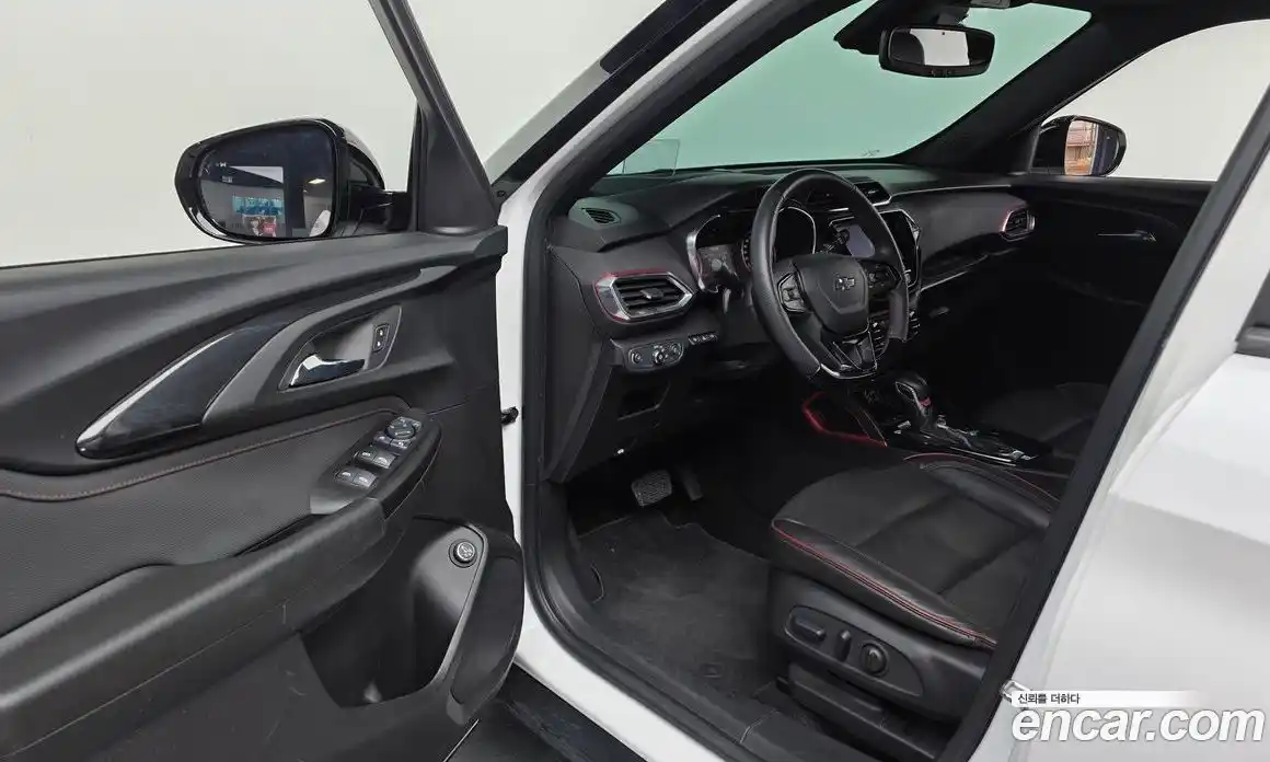 Chevrolet TrailBlazer 2022 1.3 Автомат в Москве № 1232217, фото 10