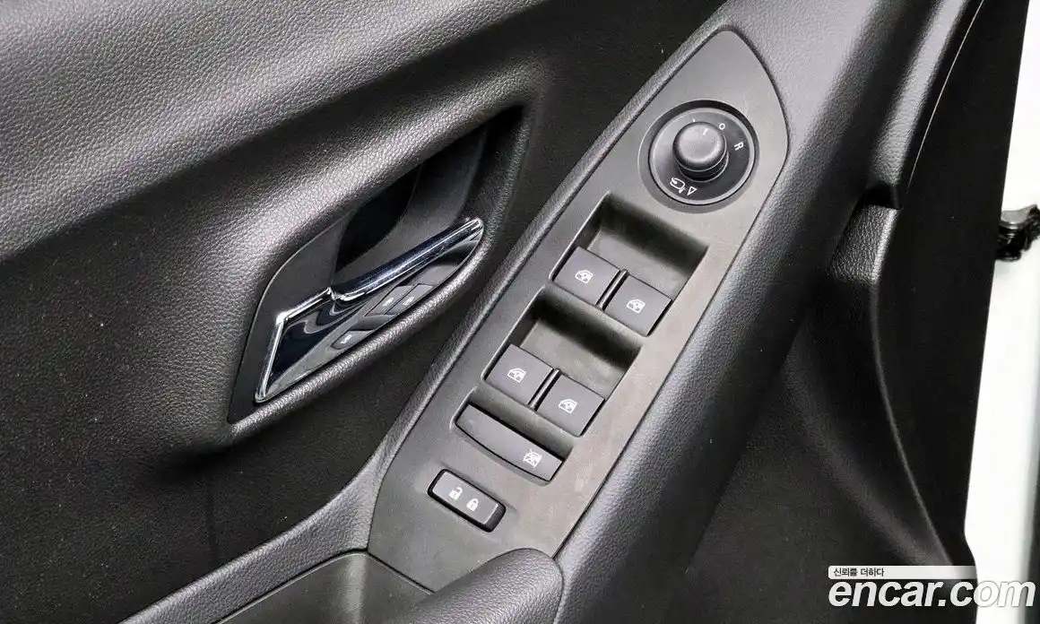 Chevrolet Trax 2017 1.6 гидро в Москве № 1232371, фото 16