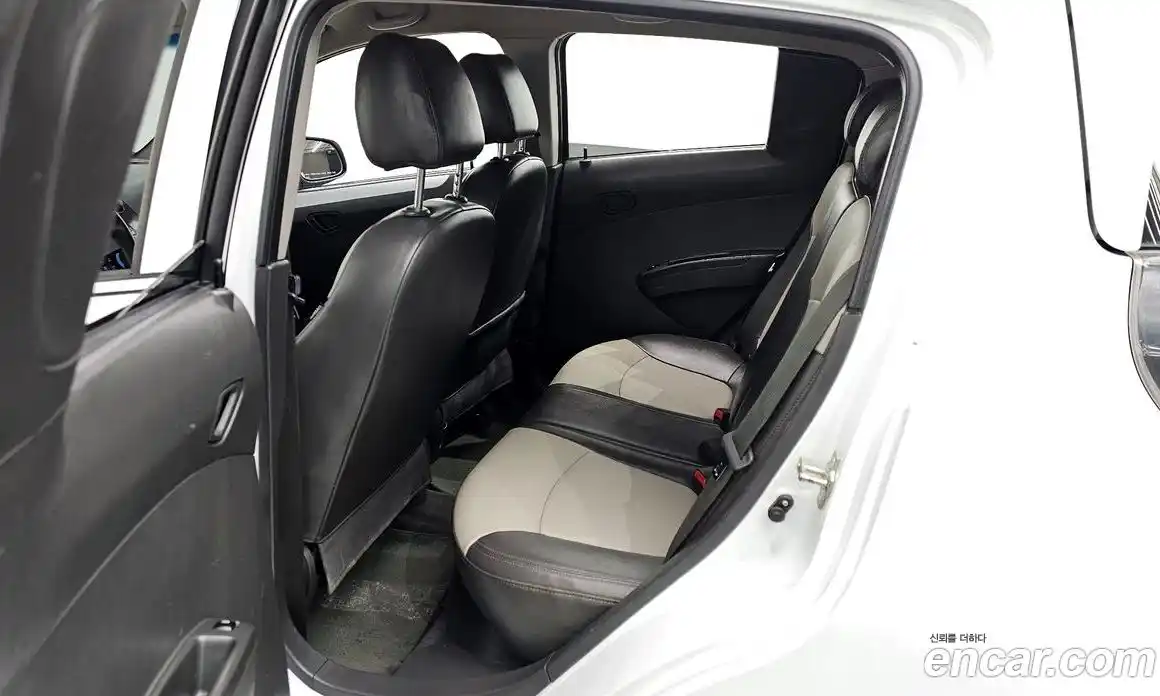 Chevrolet Spark 2012 1.0 гидро в Москве № 1232534, фото 12