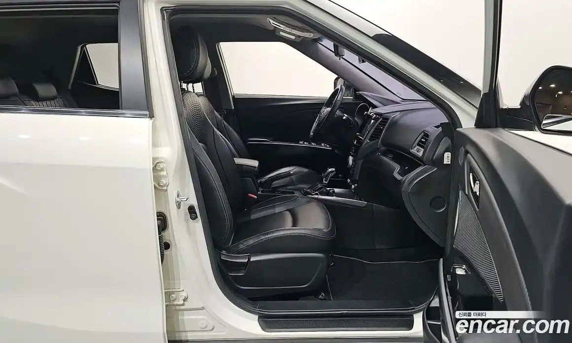SsangYong TIBOLI 2019 1.6 гидро в Москве, фото 11