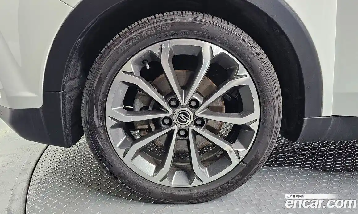 SsangYong TIBOLI 2018 1.6 гидро в Москве № 1232826, фото 5
