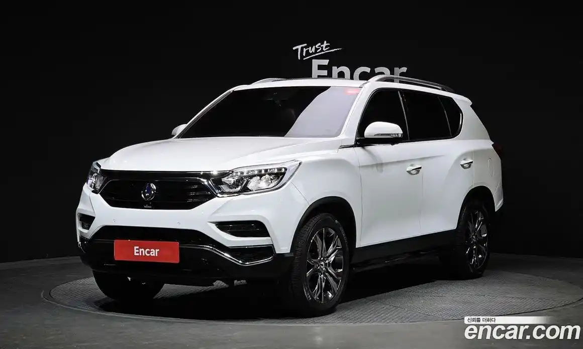SsangYong Rexton 2017 2.2 Автомат в Москве № 1233060, фото 1