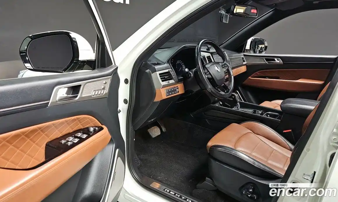 SsangYong Rexton 2017 2.2 Автомат в Москве № 1233060, фото 11