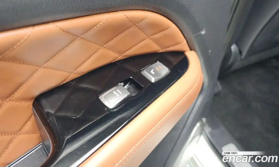 SsangYong Rexton 2017 2.2 Автомат в Москве № 1233060, фото 20