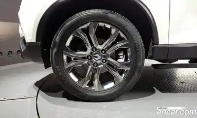 SsangYong Rexton 2017 2.2 Автомат в Москве № 1233060, миниатюра 5