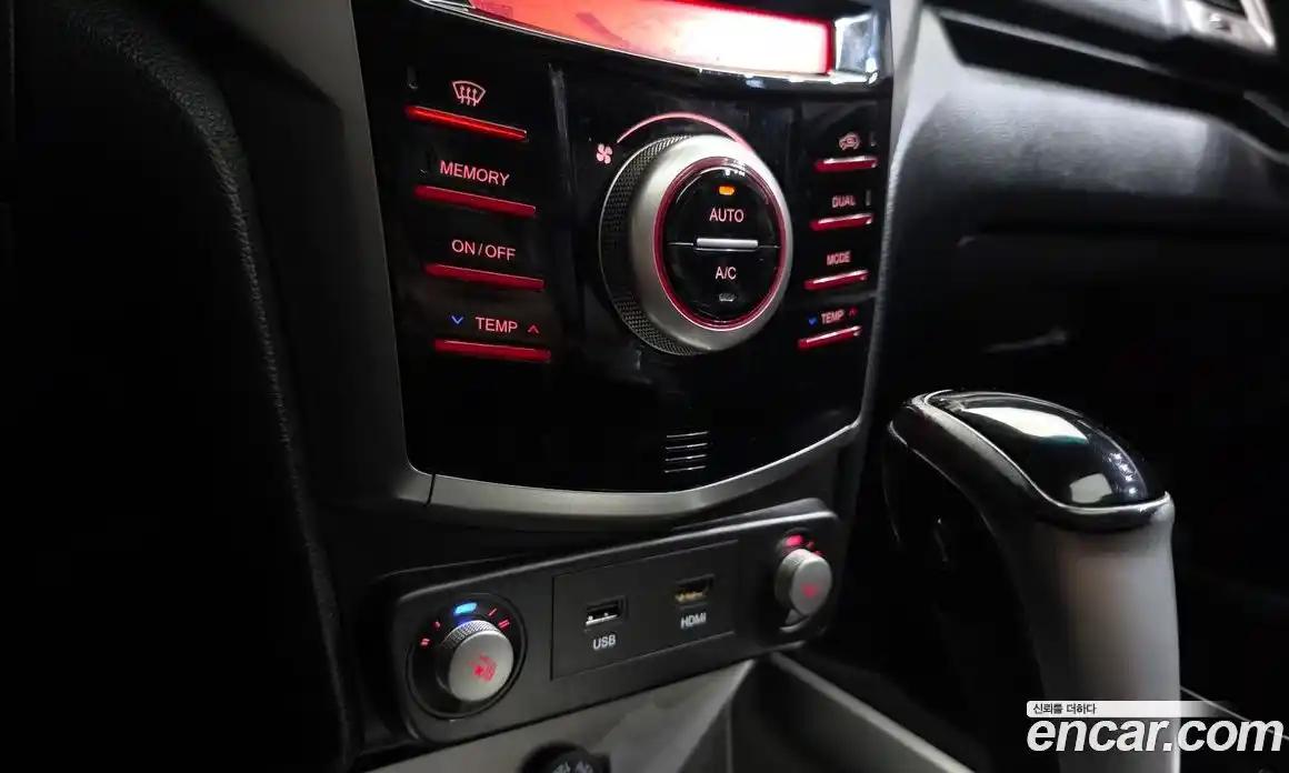 SsangYong TIBOLI 2015 1.6 гидро в Москве № 1233208, фото 16