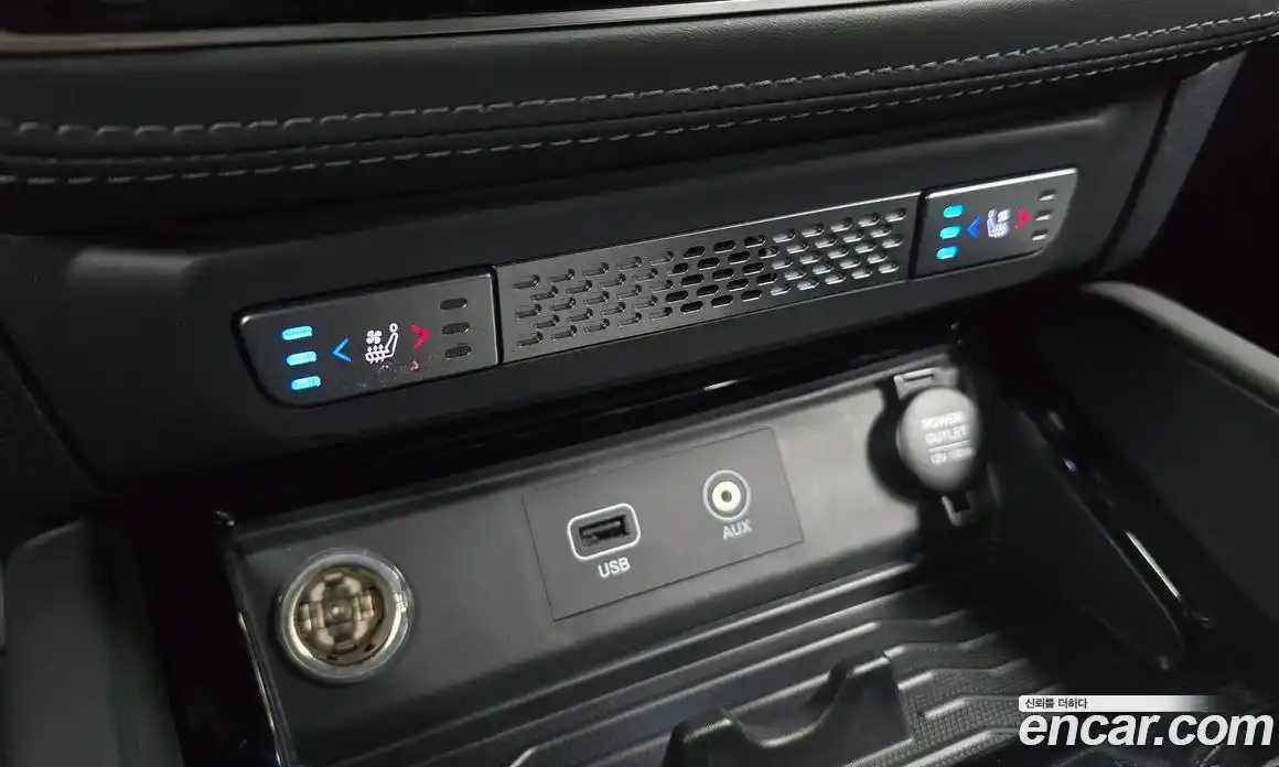 SsangYong Rexton 2018 2.2 Автомат в Москве № 1233345, фото 16