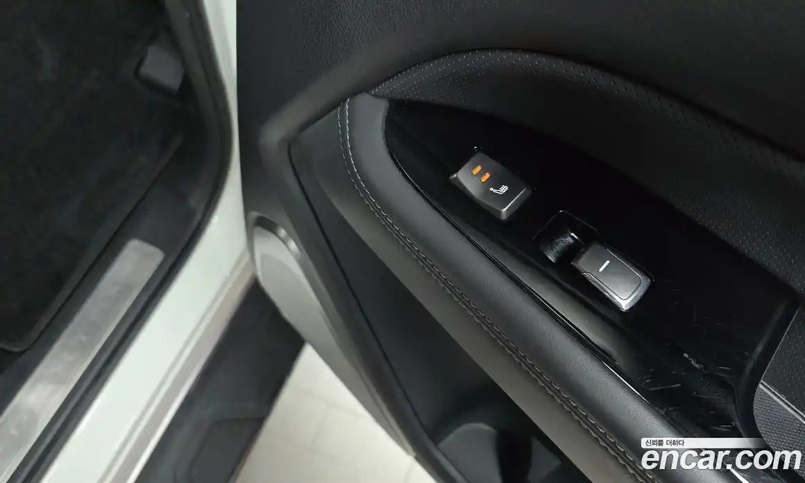 SsangYong Rexton 2018 2.2 Автомат в Москве № 1233345, фото 19