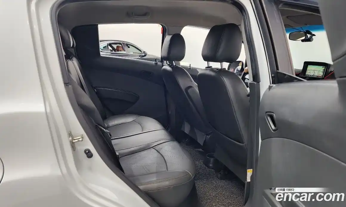 Chevrolet Spark 2014 1.0 гидро в Москве № 1233771, фото 12