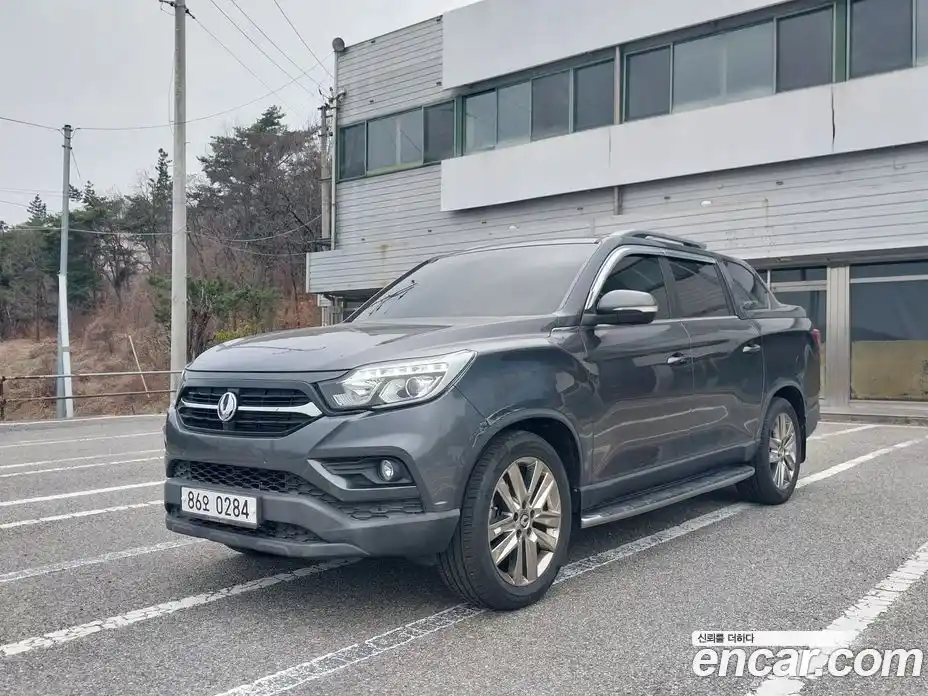 SsangYong Rexton 2018 2.2 Автомат в Москве № 1234218, фото 1