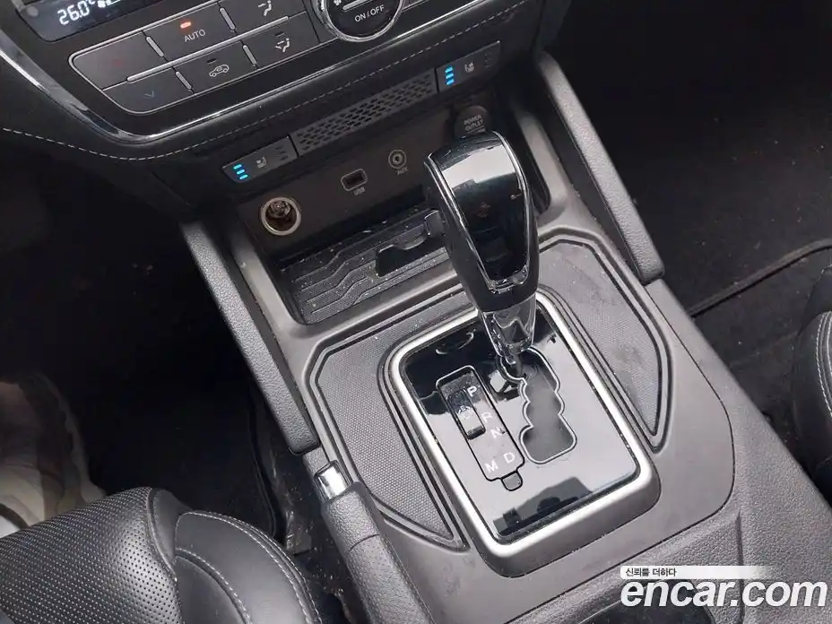 SsangYong Rexton 2018 2.2 Автомат в Москве № 1234218, фото 14