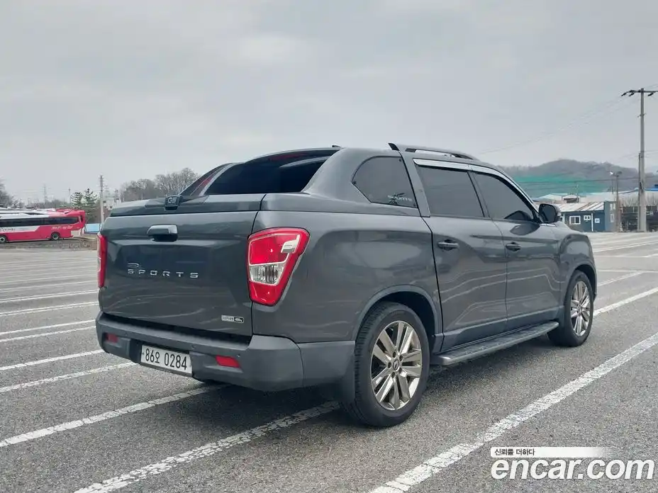 SsangYong Rexton 2018 2.2 Автомат в Москве № 1234218, фото 4