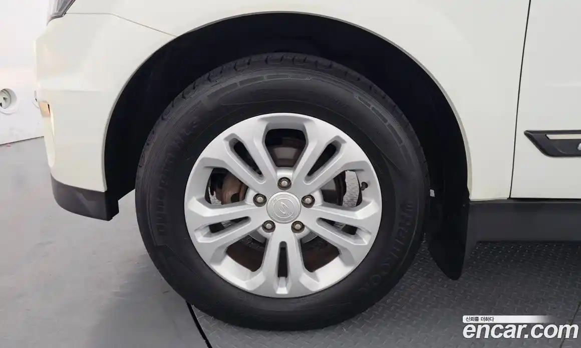 SsangYong Korando 2015 2.0 гидро в Москве № 1234499, фото 5