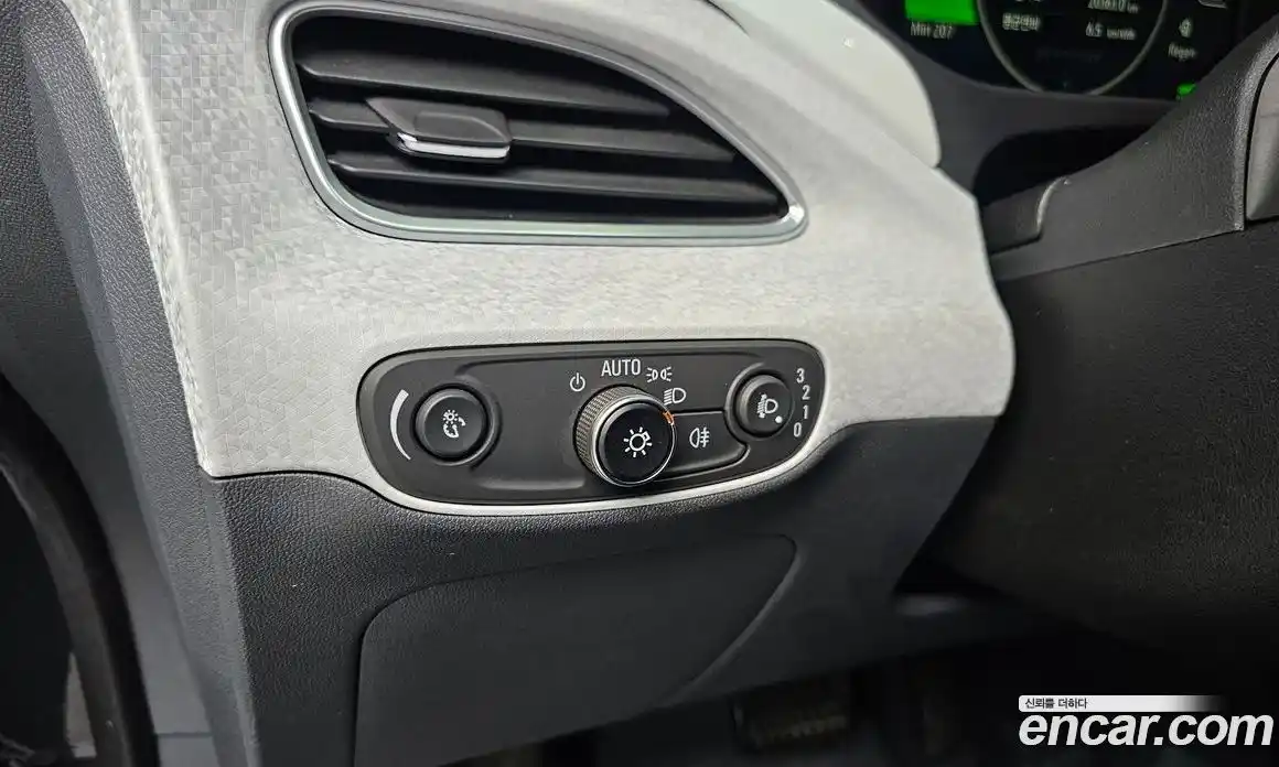 Chevrolet Bolt EV 2019 0.2 Автомат в Москве № 1234783, фото 17