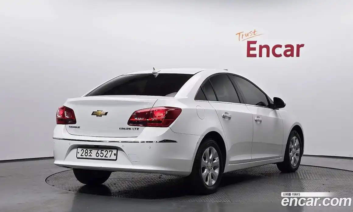 Chevrolet Cruze 2015 2.0 Автомат в Москве № 1235362, фото 2