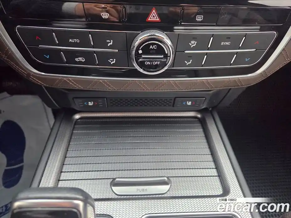 SsangYong Rexton 2021 2.2 Автомат в Москве № 1237761, фото 17