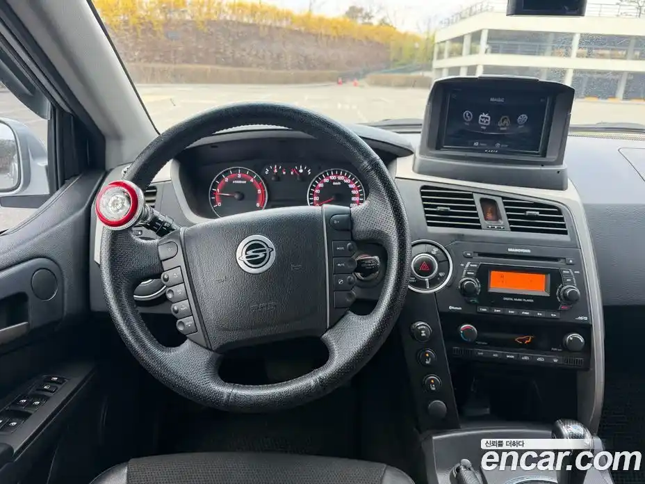 SsangYong Korando 2013 2.0 Автомат в Москве № 1238346, фото 11