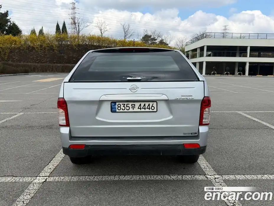 SsangYong Korando 2013 2.0 Автомат в Москве № 1238346, фото 9